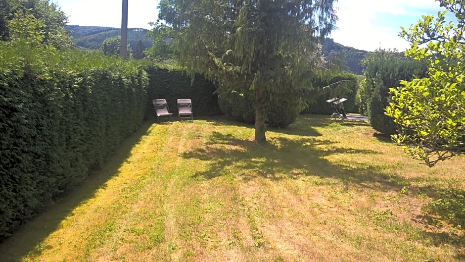 B&B Le Nid Doux (Vresse-Sur-Semois/Chairière)