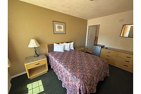 Discovery Inn Near Six Flags Vallejo Napa Valley CA