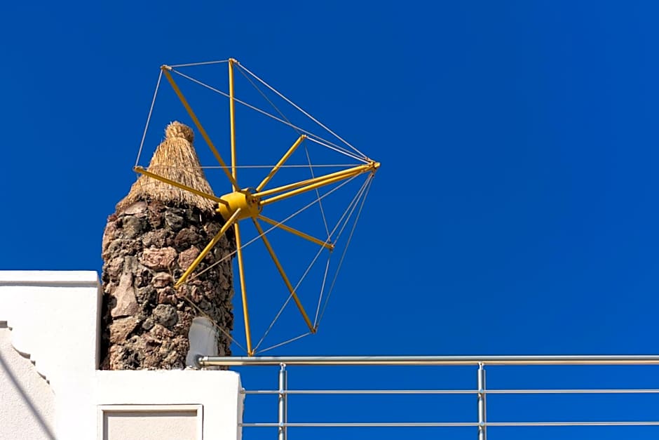 Hotel Thira