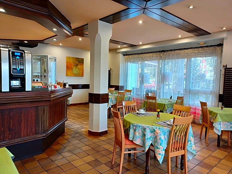 Logis - Hôtel Restaurant Bellevue Annecy