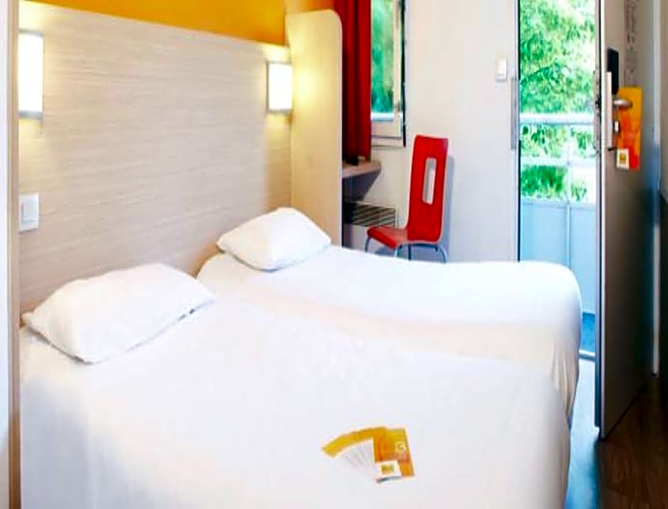 Premiere Classe Saint Etienne - AÃ©roport BouthÃ©on