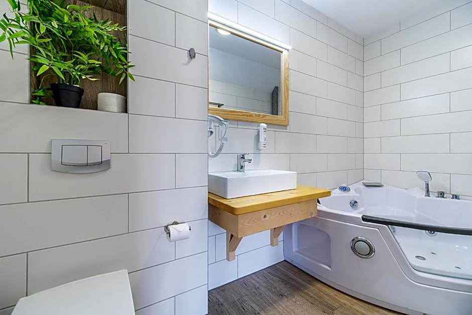 Stachelisko - domki i pokoje