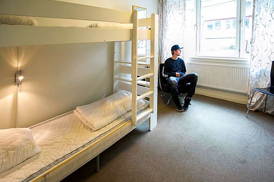 Slottsskogens Hostel