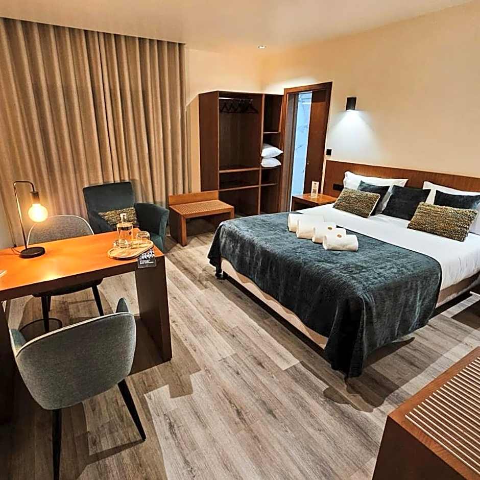 3M Hostel & Suites