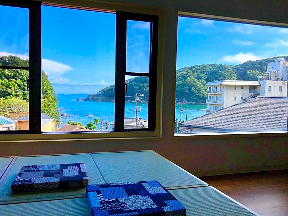 Guesthouse All you need - All rooms have an ocean view!