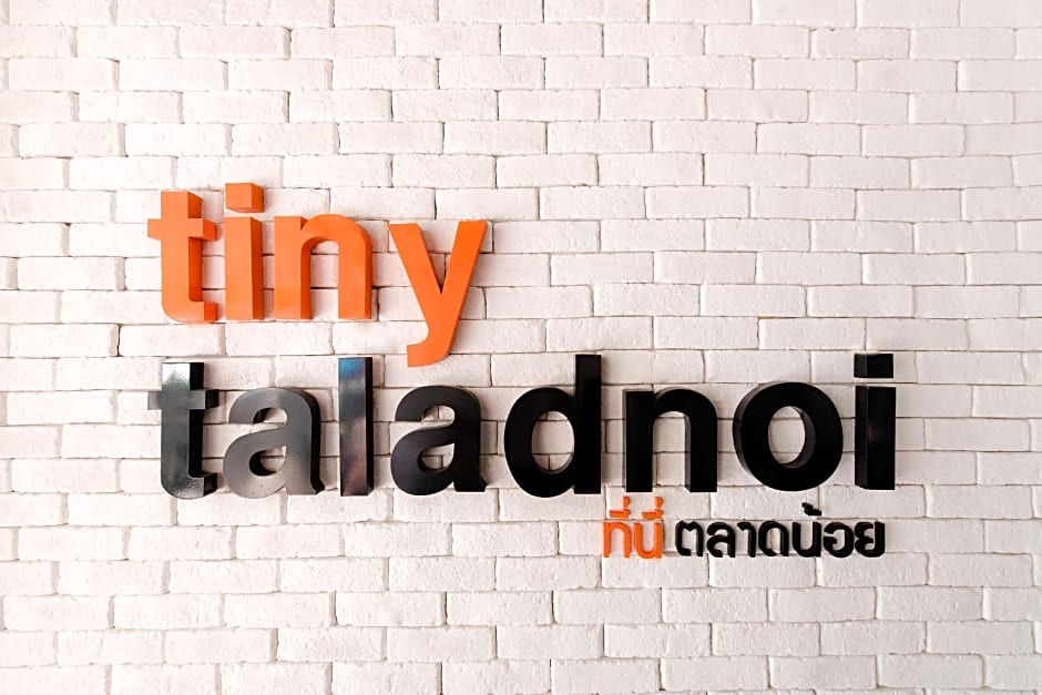 Tiny Taladnoi Hostel