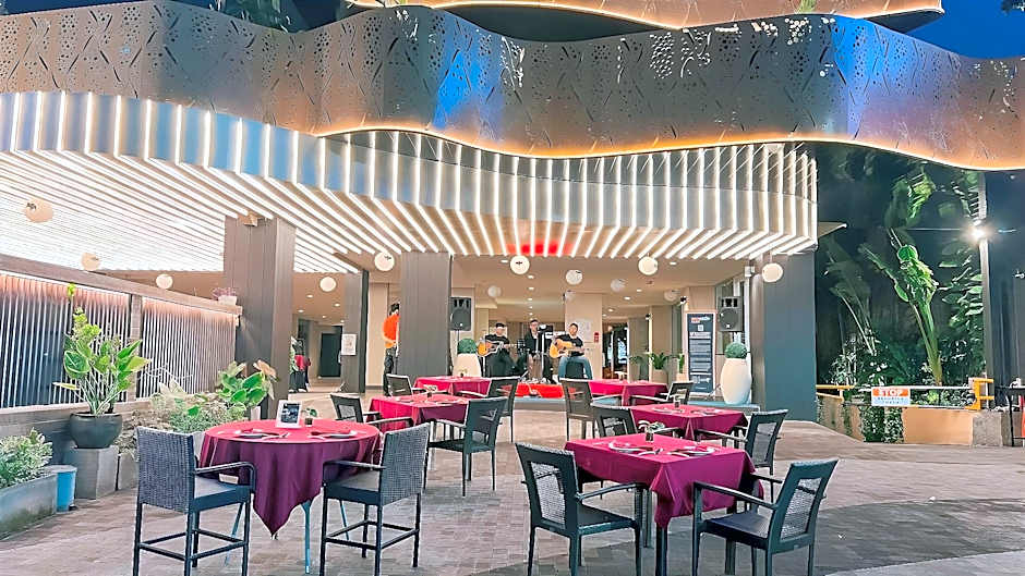 J4 Hotels Legian