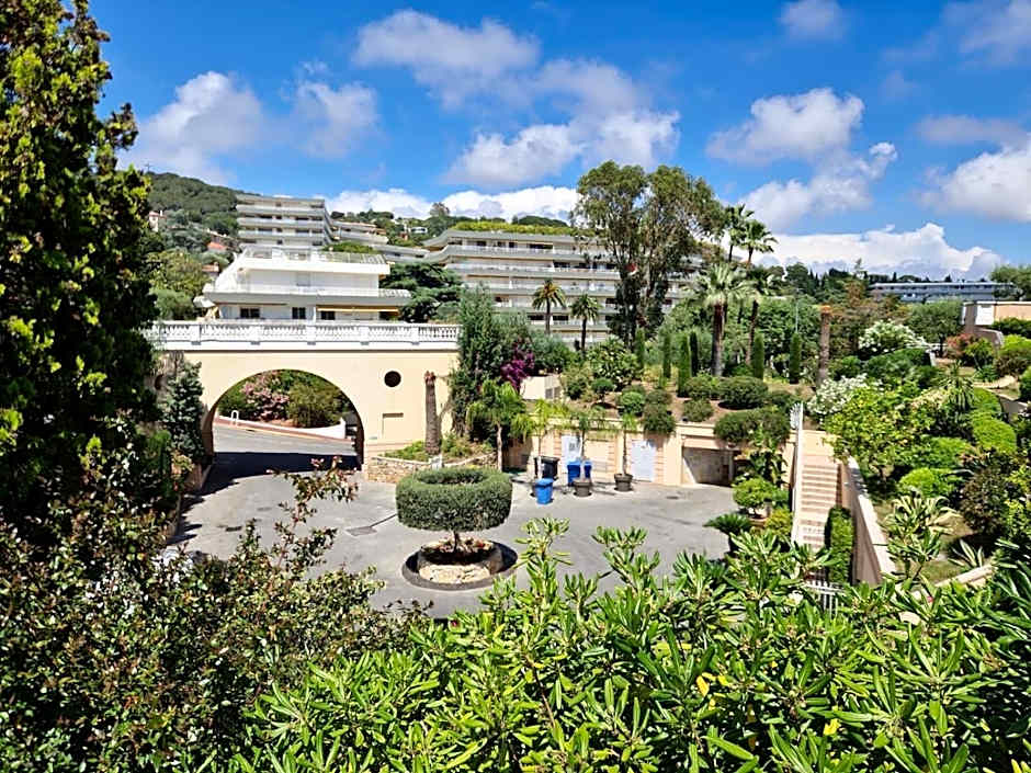 CANNES VILLA FRANCIA