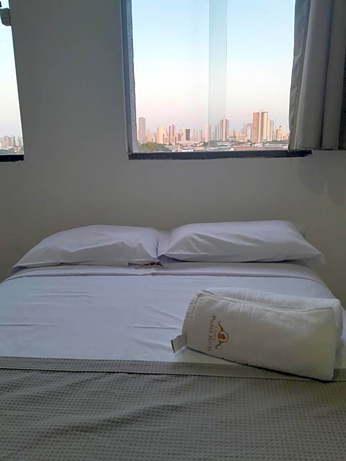 Central Palace Hotel