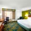 La Quinta Inn & Suites by Wyndham Austin Southwest At Mopac