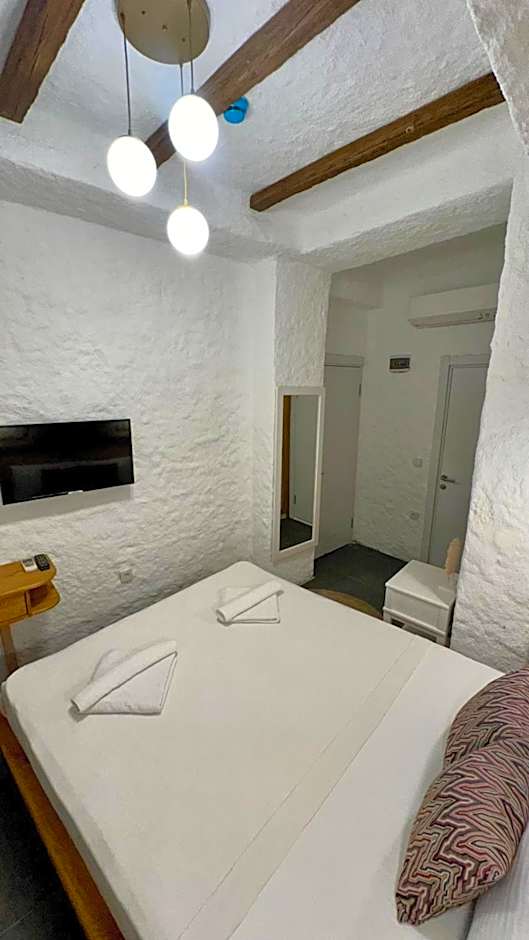 The Comelly Alaçatı