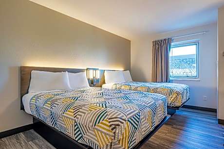 2 FULL BEDS | NON-SMOKING