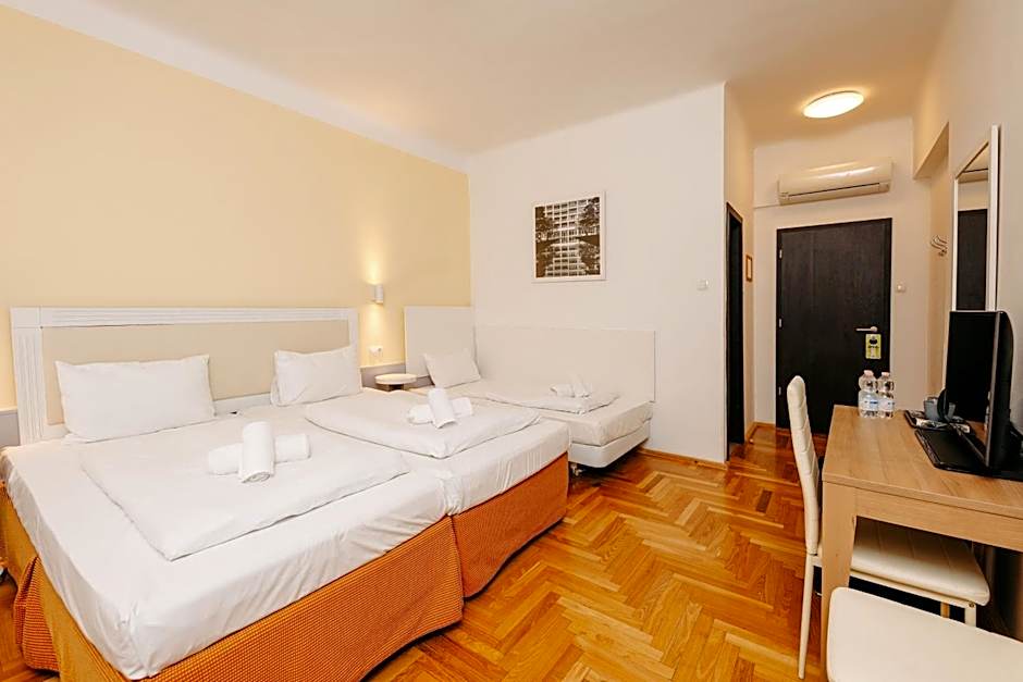 Hotel Metro