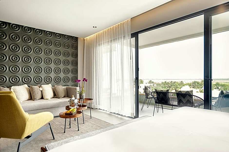 The Fives Oceanfront