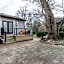 Luxurious and Spacious 4BR Home Near Downtown