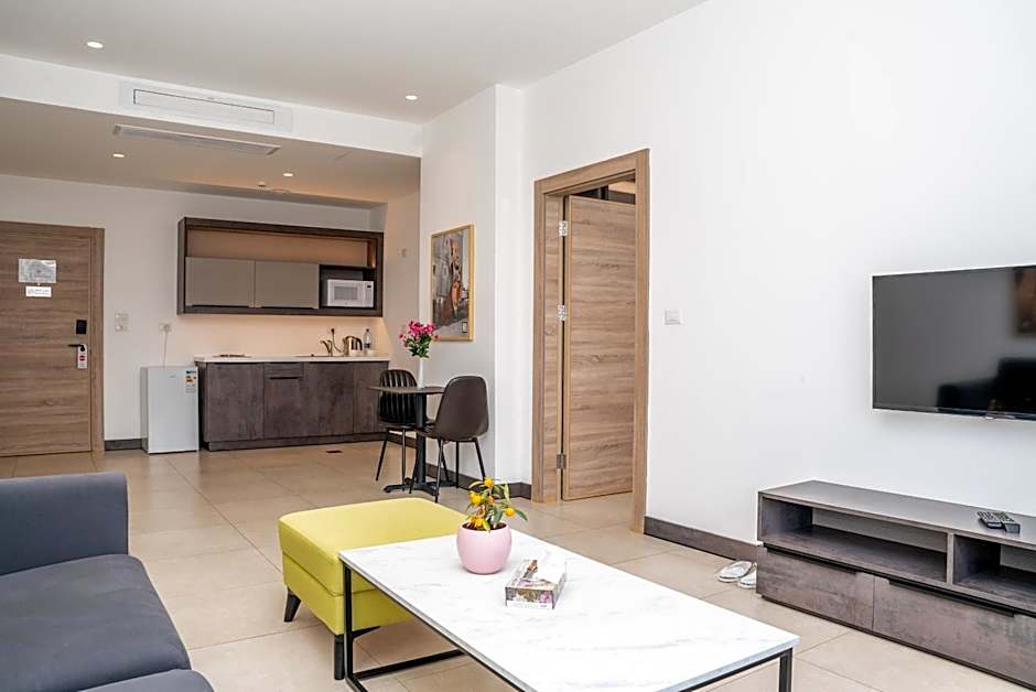 Liv Weibdeh Hotel Suites