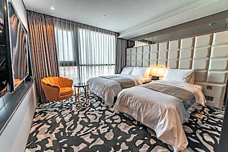 Family Twin Room