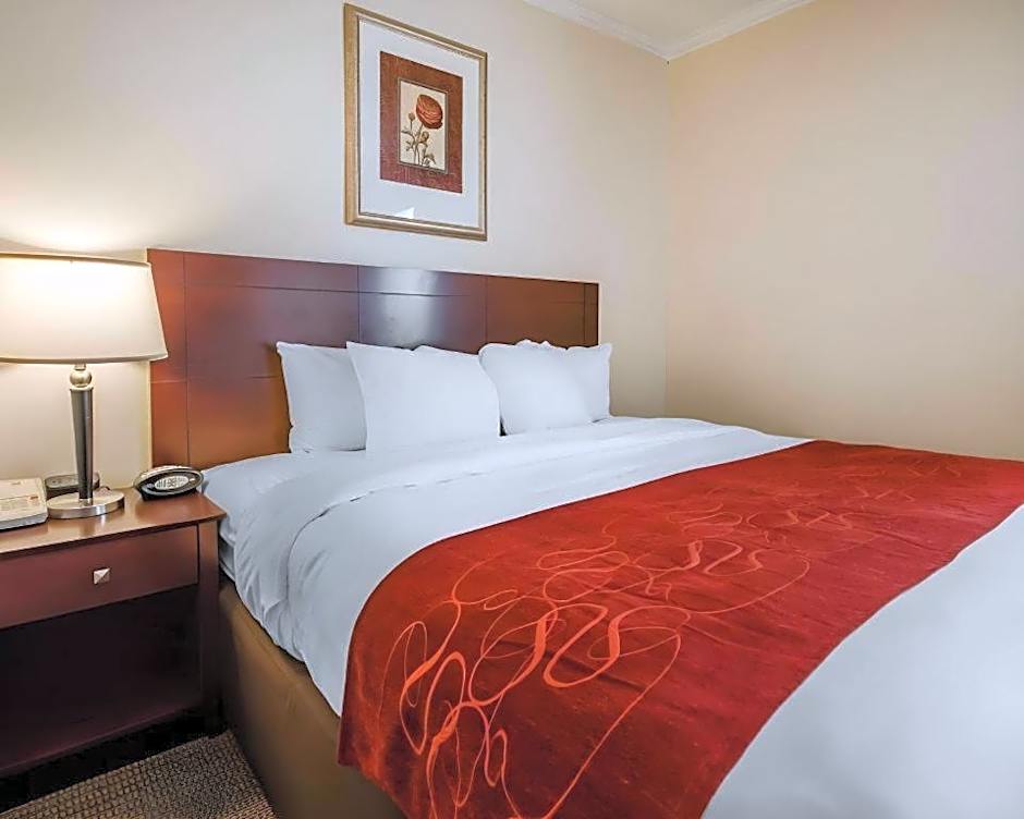 Quality Suites Jeffersonville - Louisville North