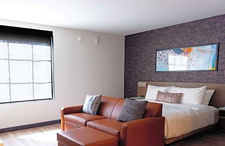 King Room - Hearing Accessible/Non Smoking