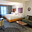 La Quinta Inn & Suites by Wyndham Bannockburn-Deerfield