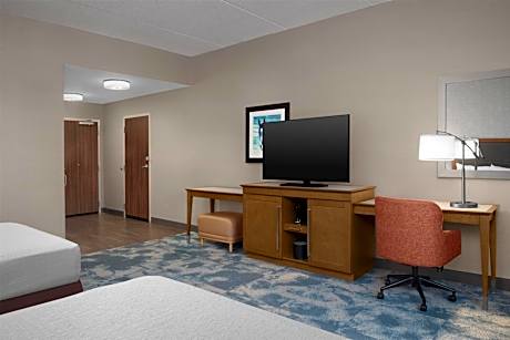 Queen Room with Two Queen Beds - Mobility and Hearing Access/Non-Smoking