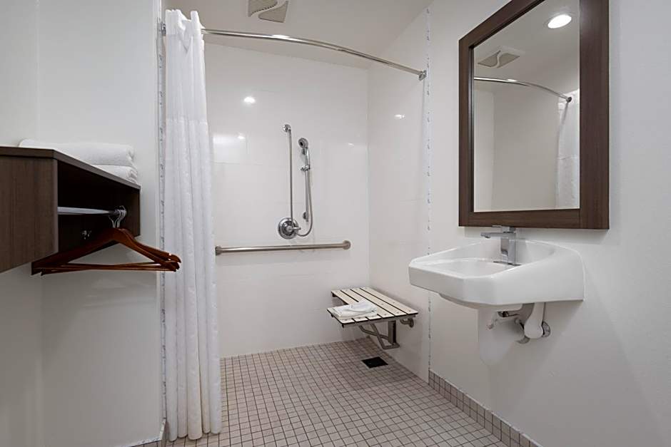 Days Inn by Wyndham Arroyo Grande/Pismo Beach