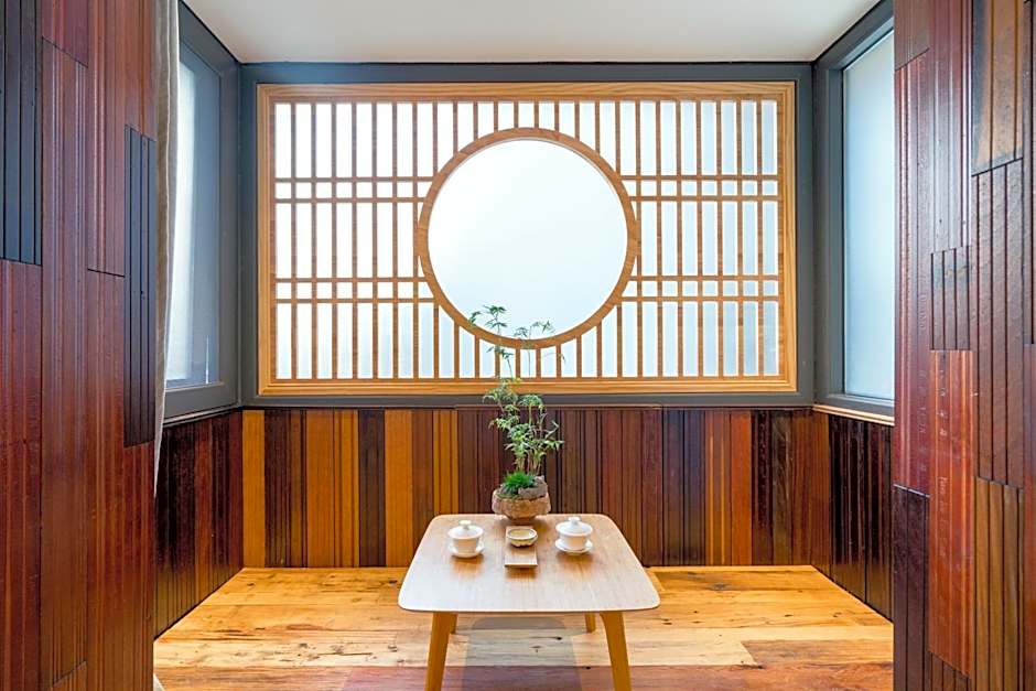 Zen Tea House Seven Stars Park