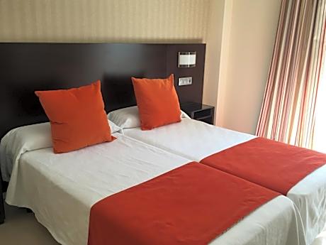 Double Single Use Room