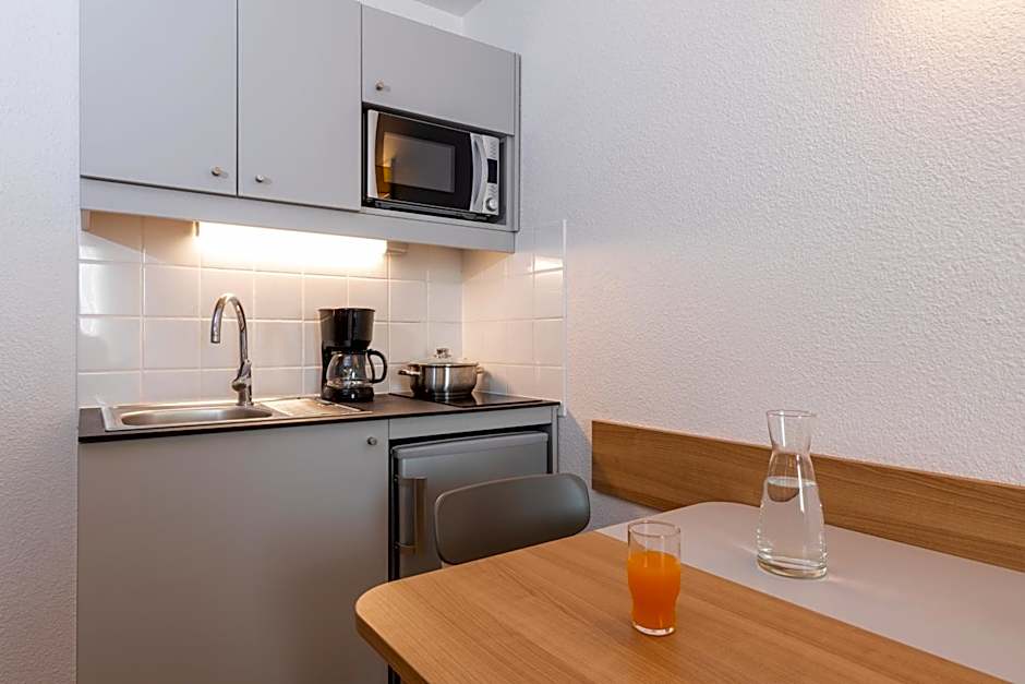 Aparthotel Adagio Access La Défense - Place Charras