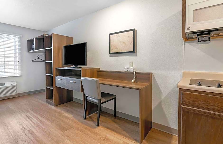 Extended Stay America Select Suites - Clearwater