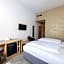 City Hotel Ring