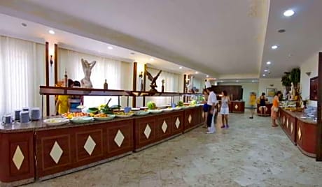 Arabella World Hotel