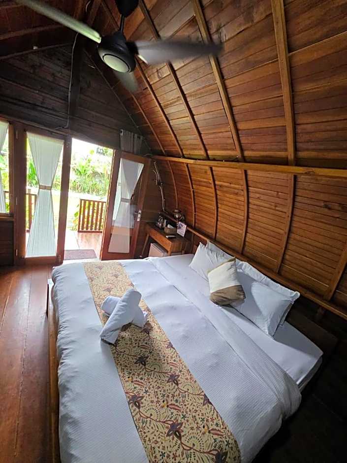 Umah lumbung bedugul