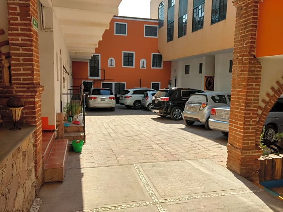 Hotel Hacienda Morales.