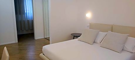 Junior Suite with Balcony