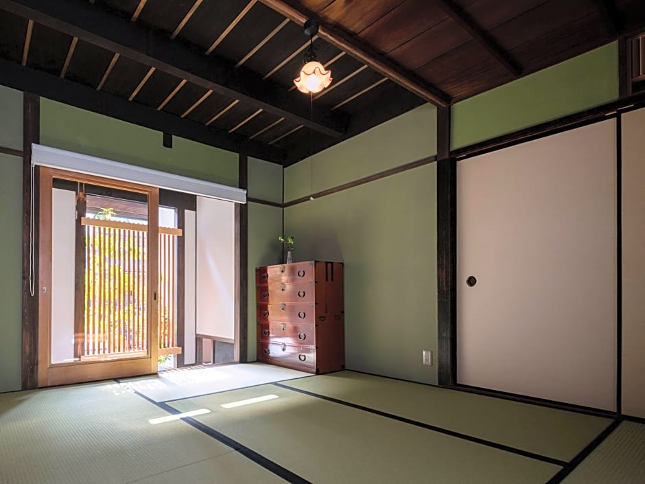 Shimoza-an Traditional Japanese Garden House