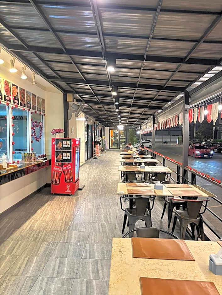 O2 Grand Suvarnabhumi Airport