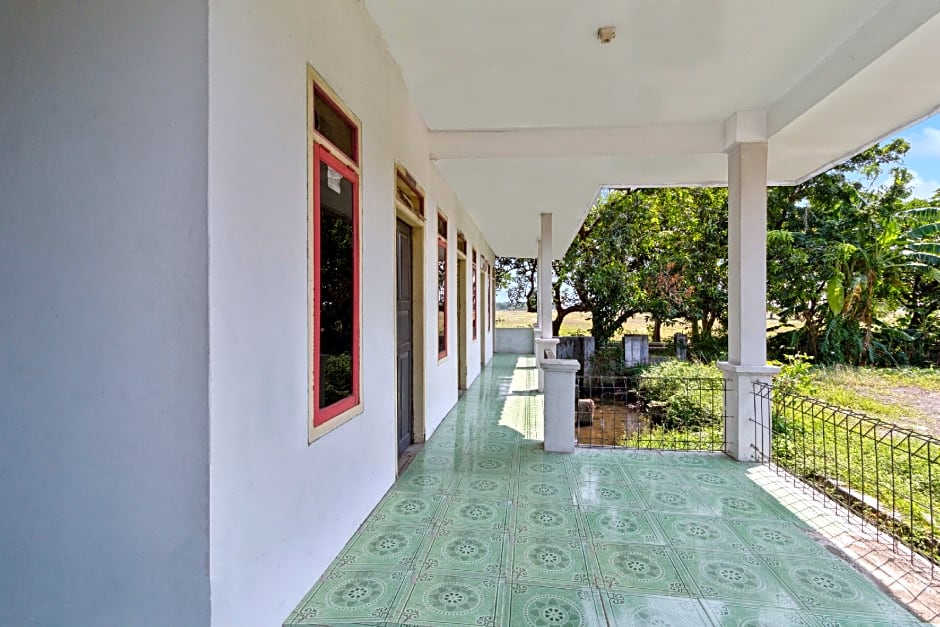 SPOT ON 92832 Al Mahira Syariah