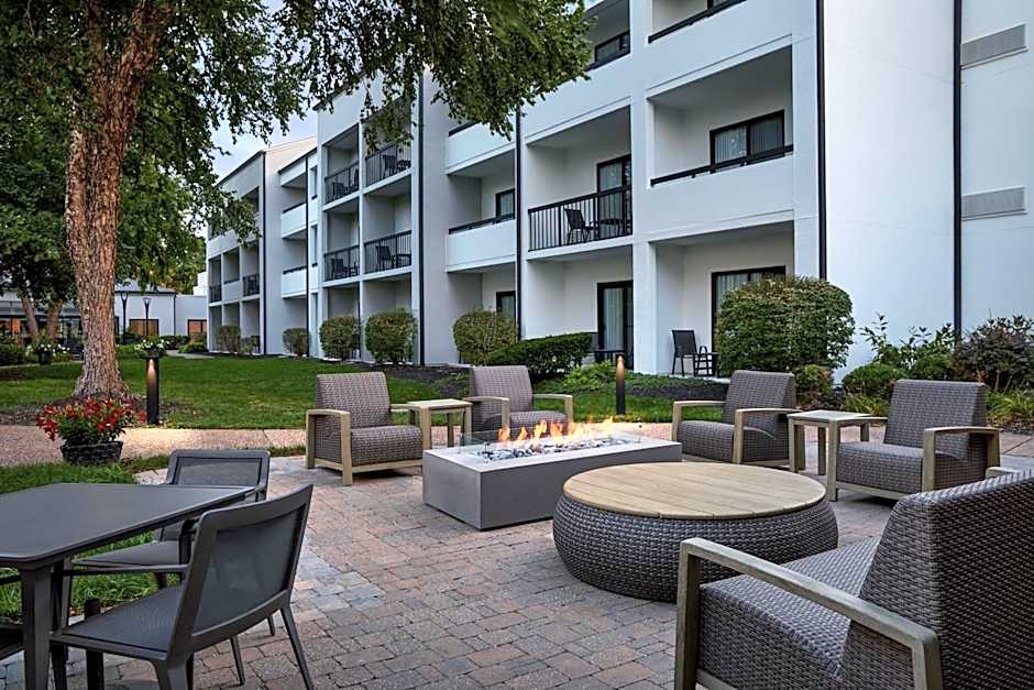 Courtyard by Marriott Kansas City Overland Park/Metcalf, South of College Boulevard