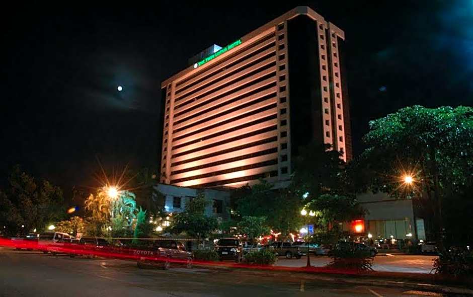 Twin Lotus Hotel