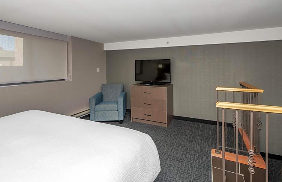 Coast Lethbridge Hotel & Conference Centre