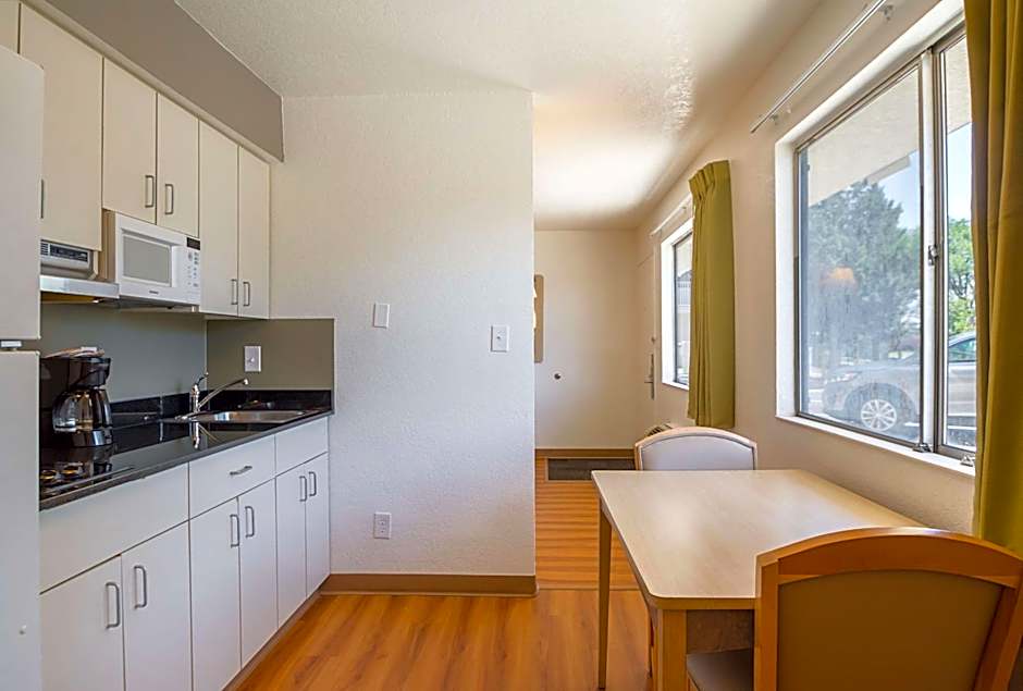 Motel 6-Pueblo, CO - I-25