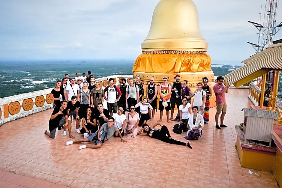 Balcony Party Hostel Ao Nang Beachfront Adult Only