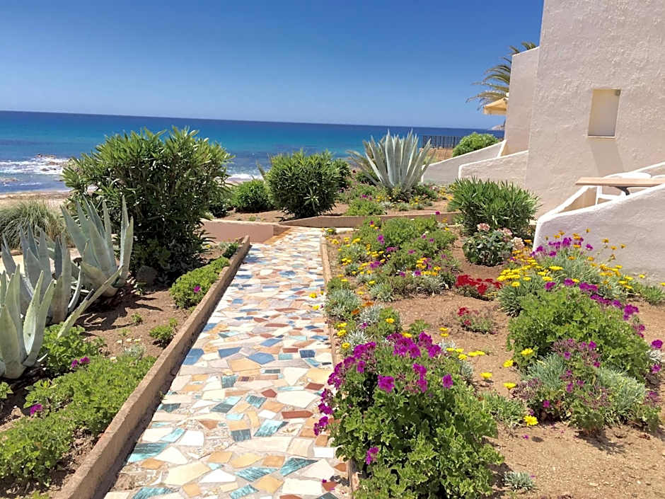 Hôtel et Résidence Ta Kladia - Omigna