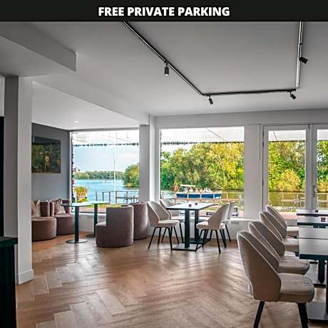 Amsterdam Lake Hotel