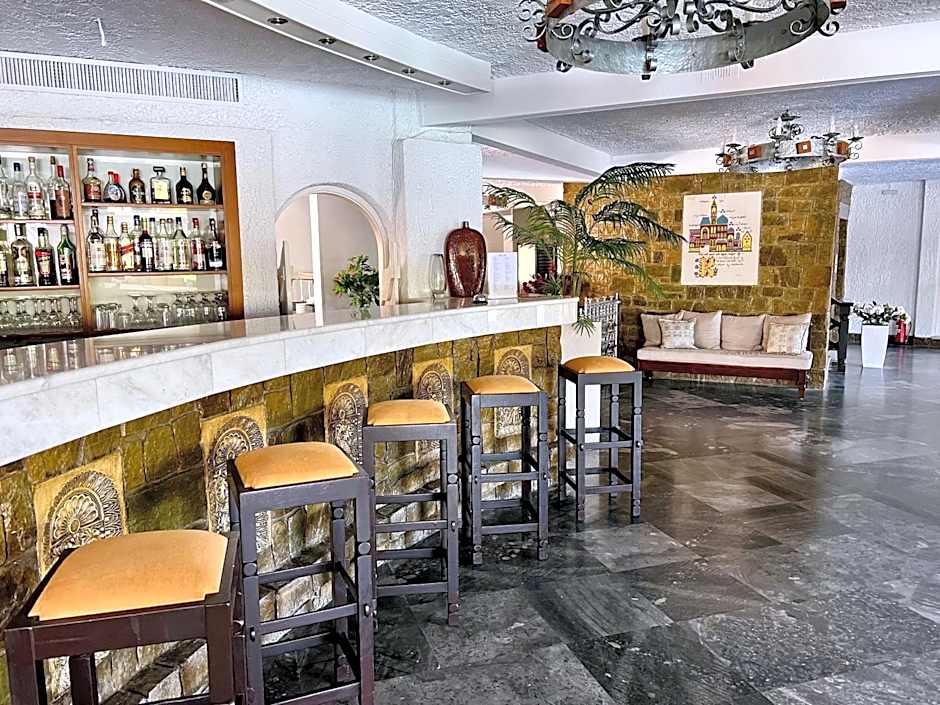 Karteros Hotel
