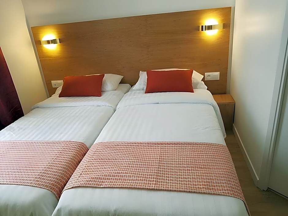 HOTEL DUPLEIX