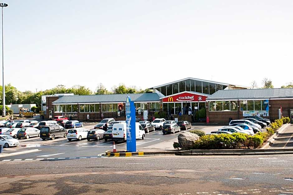Days Inn Watford Gap