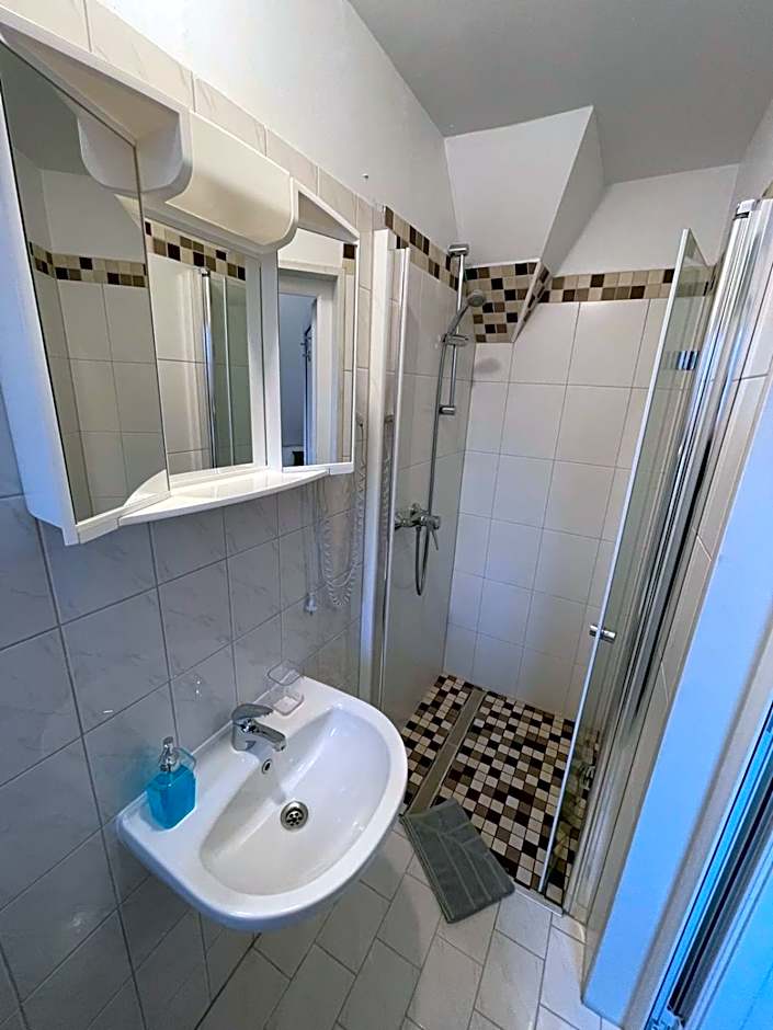 Gästehaus zum Surgrund