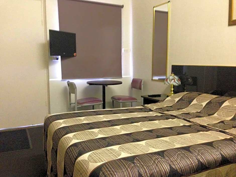 Avalon Motel